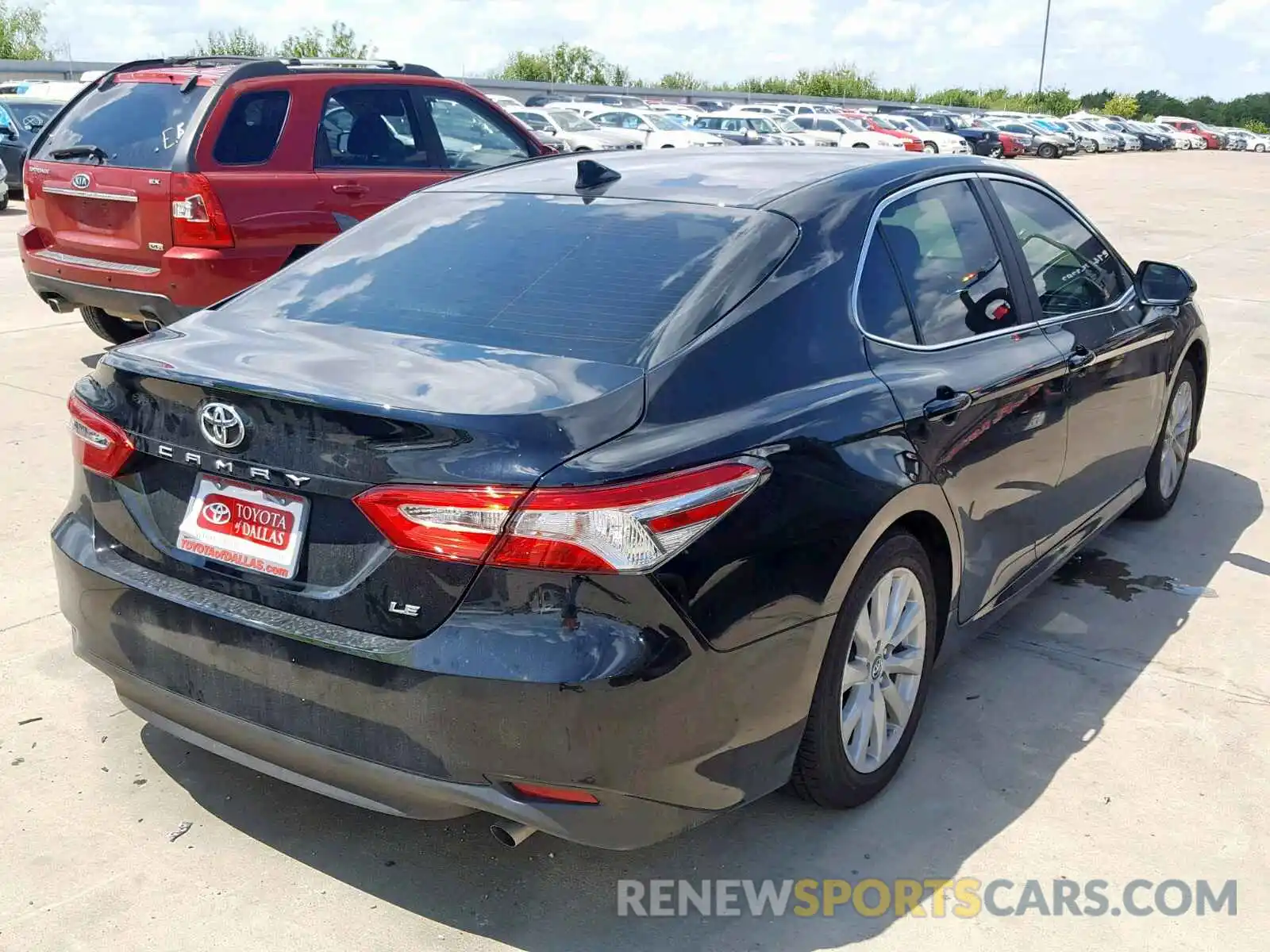 4 Photograph of a damaged car 4T1B11HK3KU826365 TOYOTA CAMRY 2019