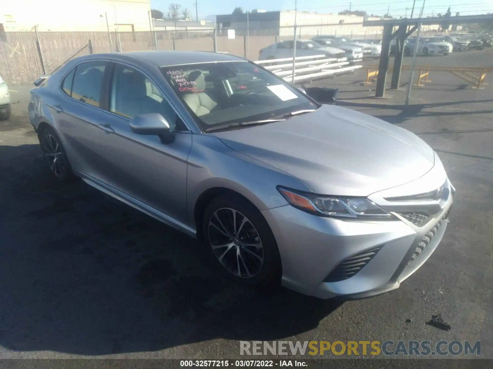 1 Photograph of a damaged car 4T1B11HK3KU827452 TOYOTA CAMRY 2019