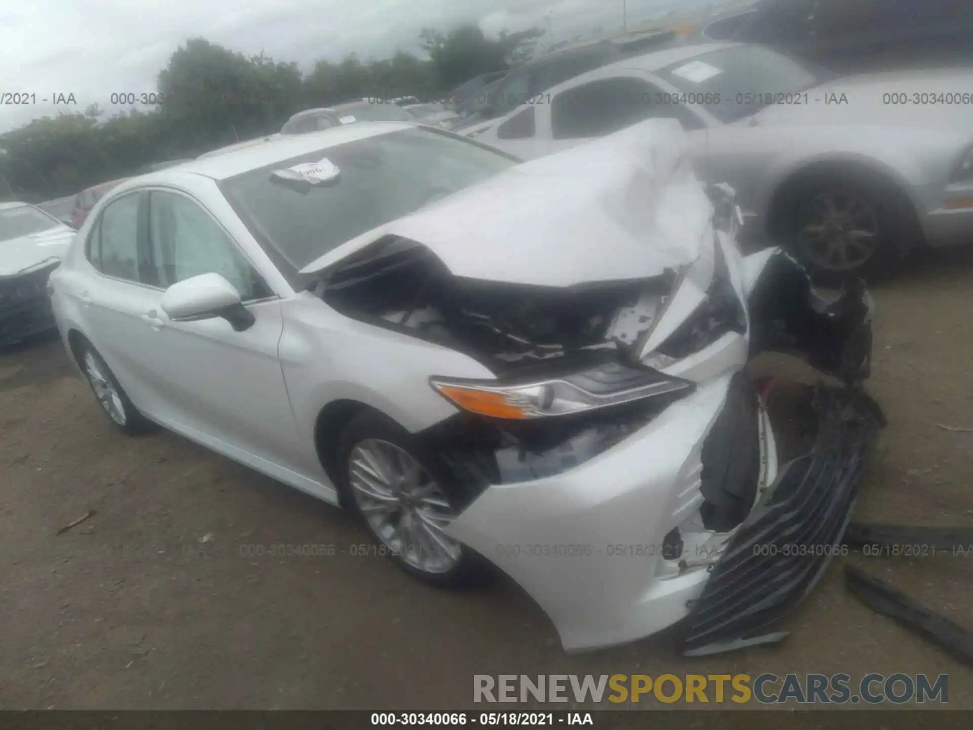 1 Photograph of a damaged car 4T1B11HK3KU827841 TOYOTA CAMRY 2019