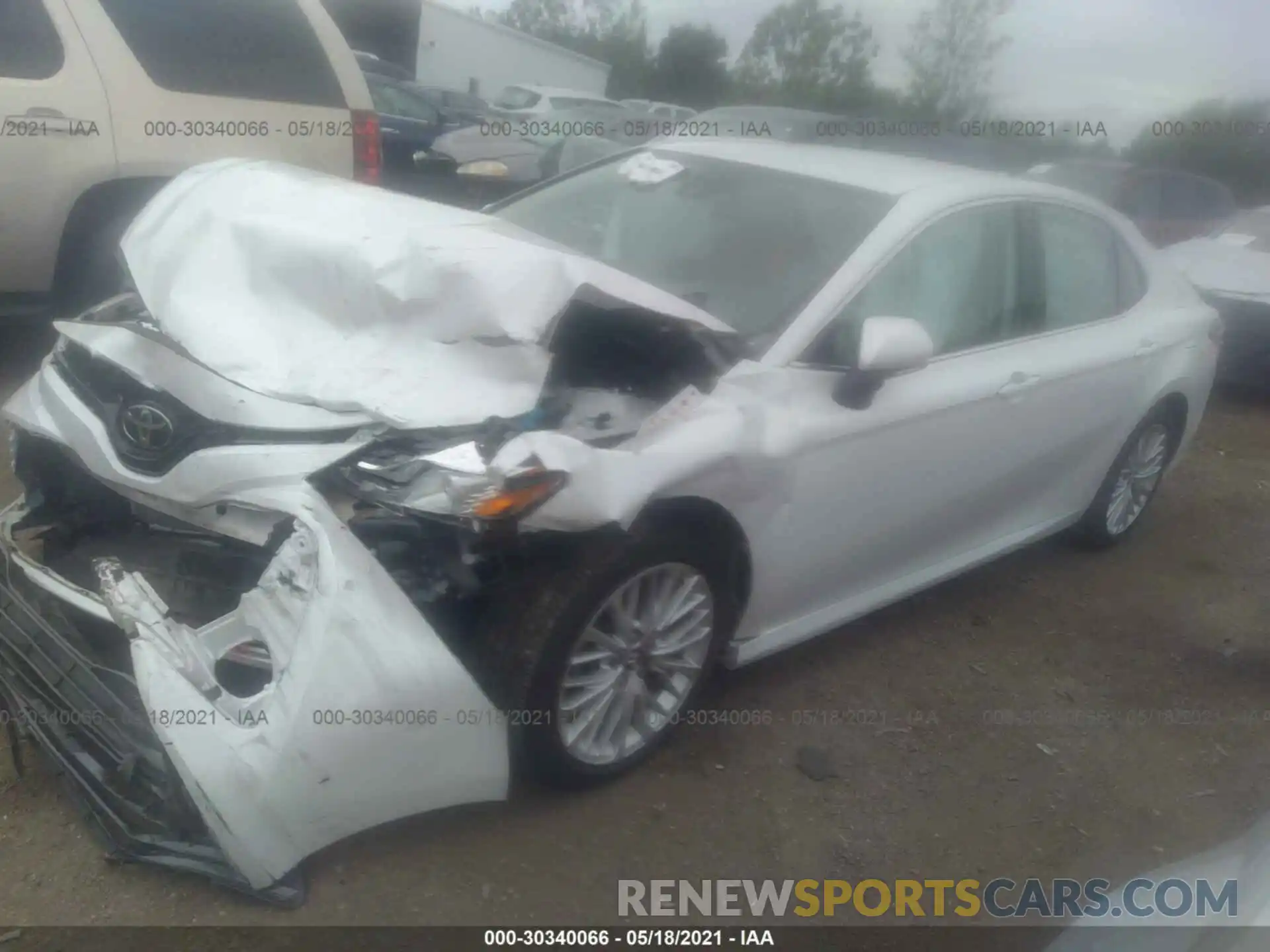 2 Photograph of a damaged car 4T1B11HK3KU827841 TOYOTA CAMRY 2019