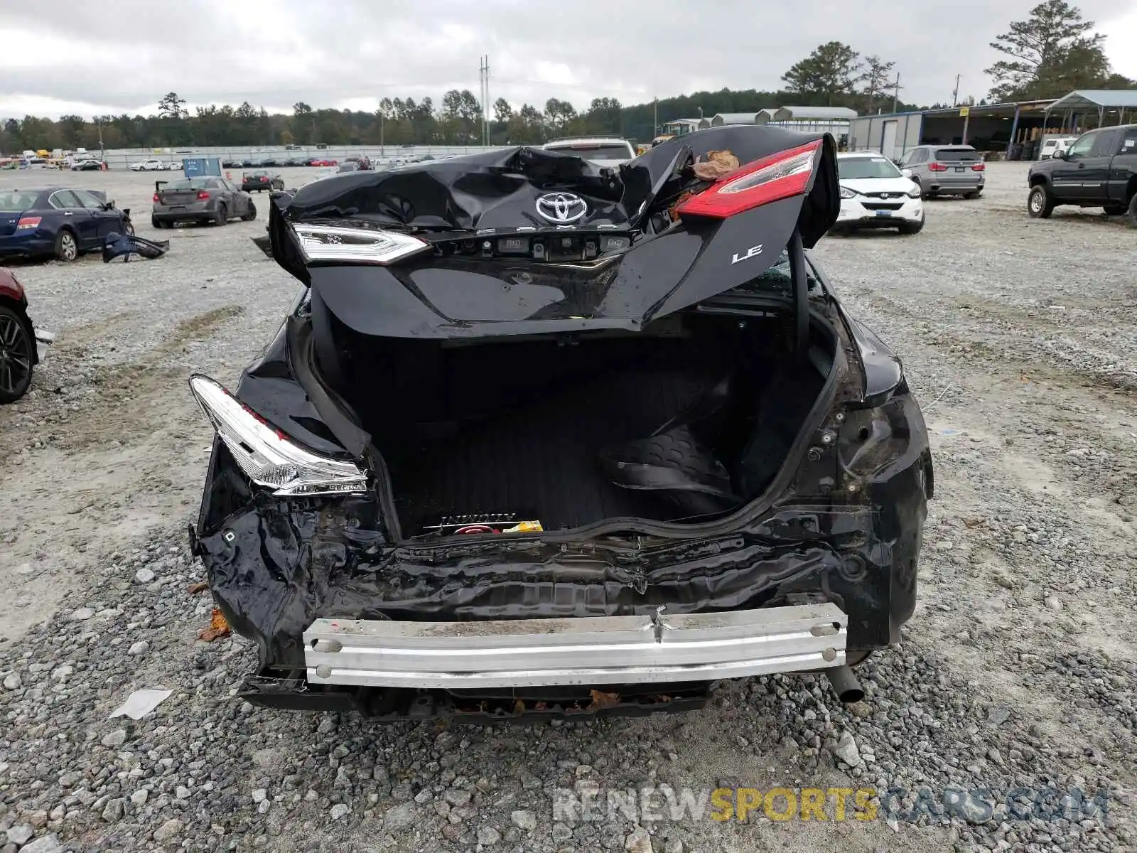 9 Photograph of a damaged car 4T1B11HK3KU828682 TOYOTA CAMRY 2019