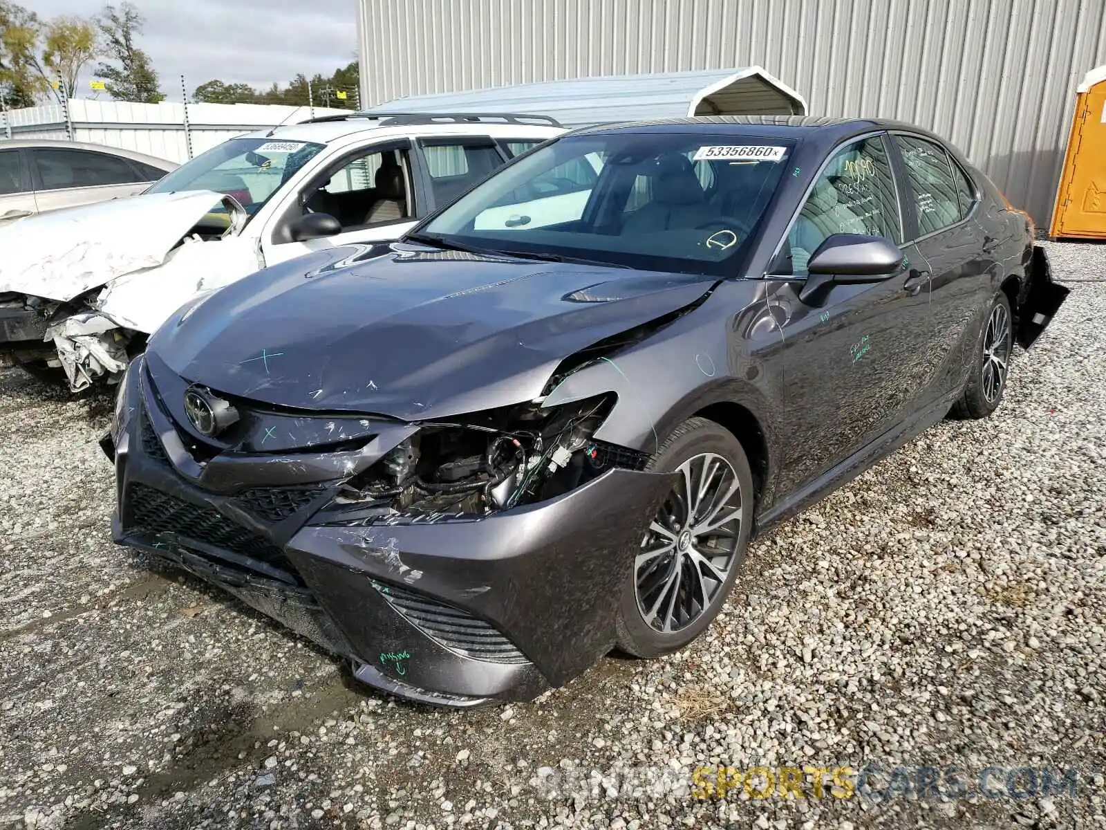 2 Фотография поврежденного автомобиля 4T1B11HK3KU830237 TOYOTA CAMRY 2019