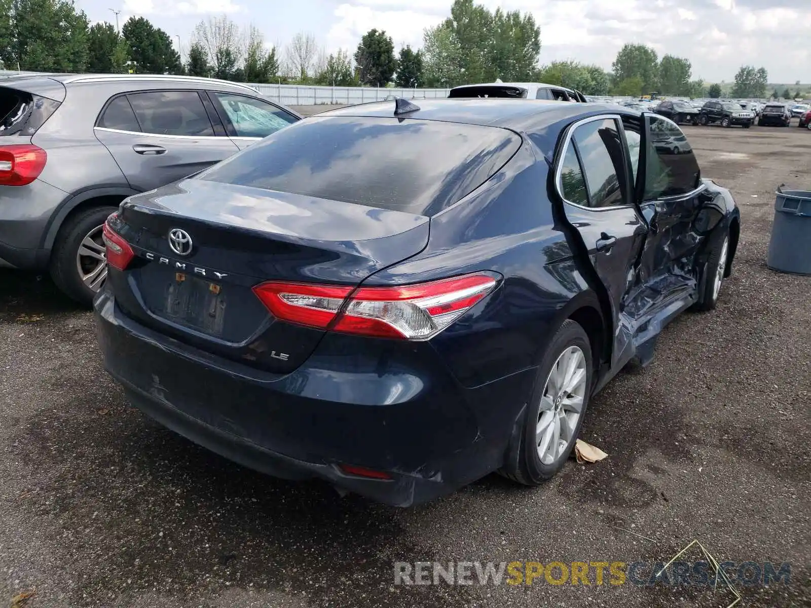 4 Photograph of a damaged car 4T1B11HK3KU832554 TOYOTA CAMRY 2019