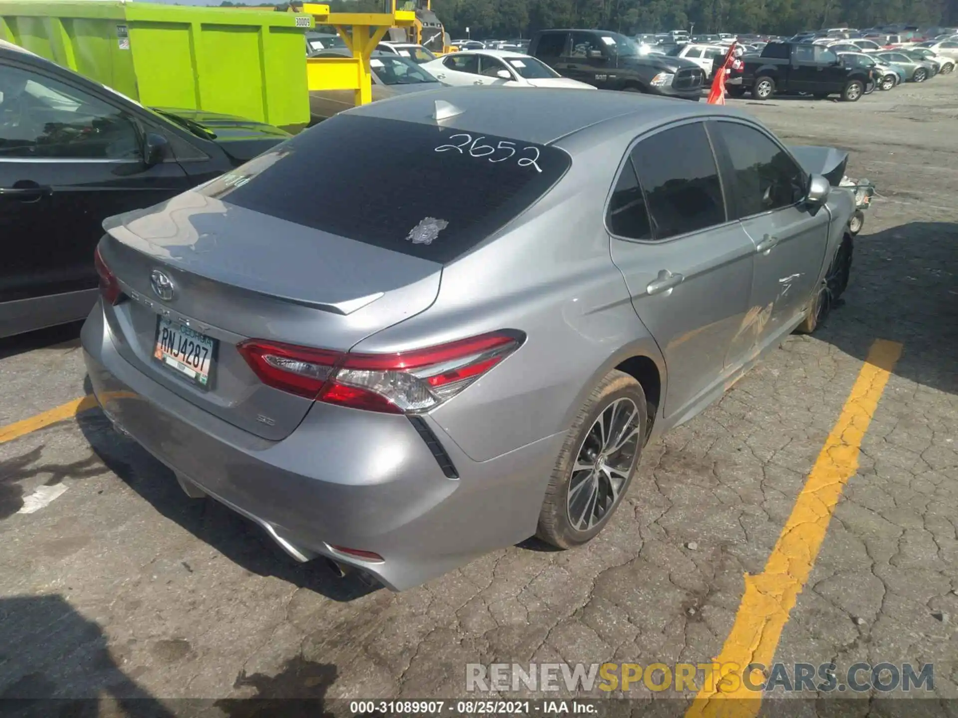 4 Photograph of a damaged car 4T1B11HK3KU832652 TOYOTA CAMRY 2019