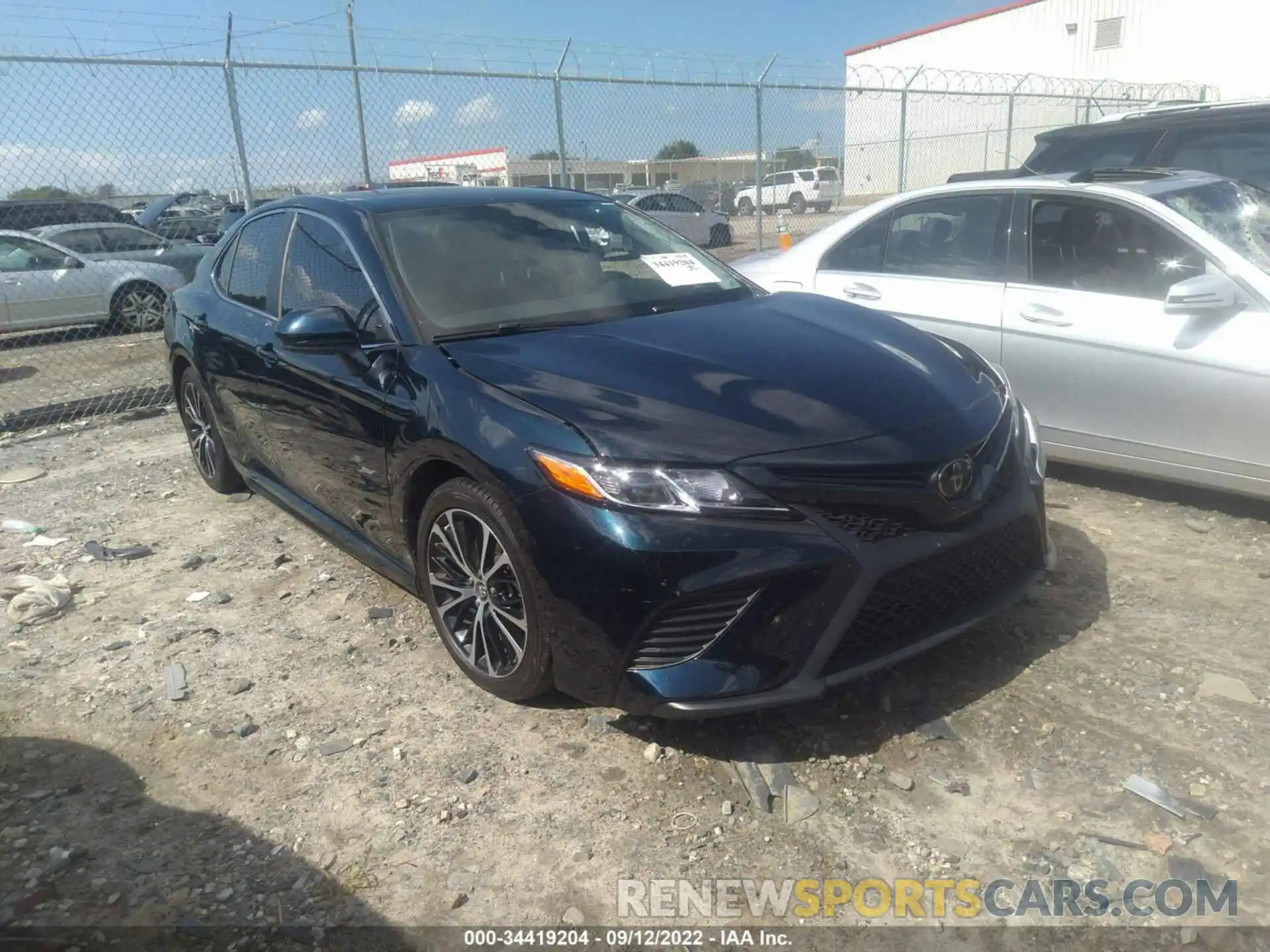 1 Photograph of a damaged car 4T1B11HK3KU835020 TOYOTA CAMRY 2019