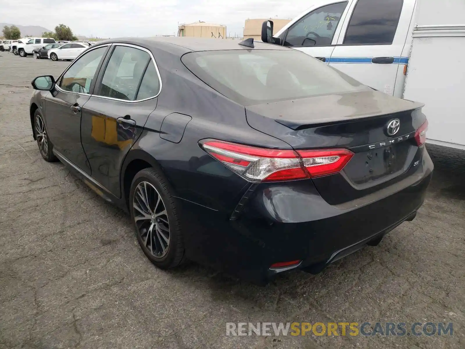 3 Photograph of a damaged car 4T1B11HK3KU837642 TOYOTA CAMRY 2019