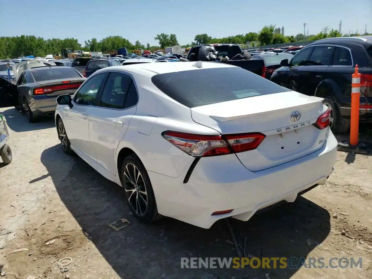 3 Photograph of a damaged car 4T1B11HK3KU839293 TOYOTA CAMRY 2019