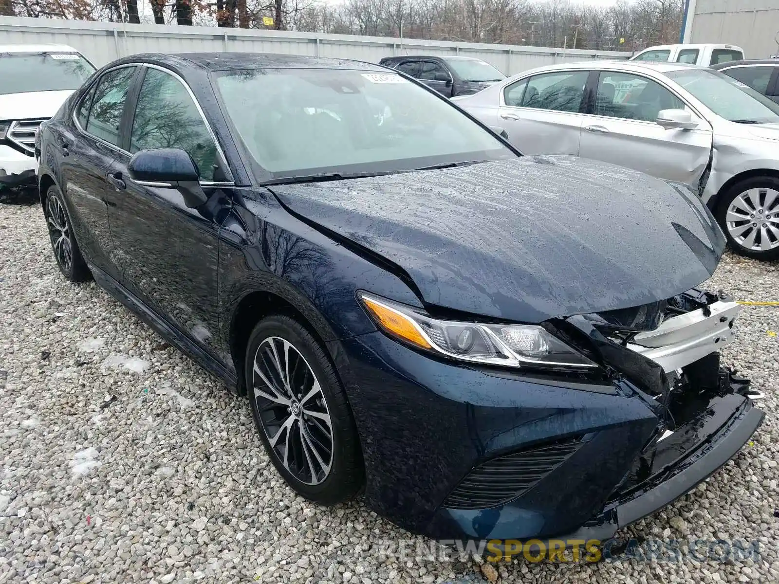 1 Photograph of a damaged car 4T1B11HK3KU840007 TOYOTA CAMRY 2019