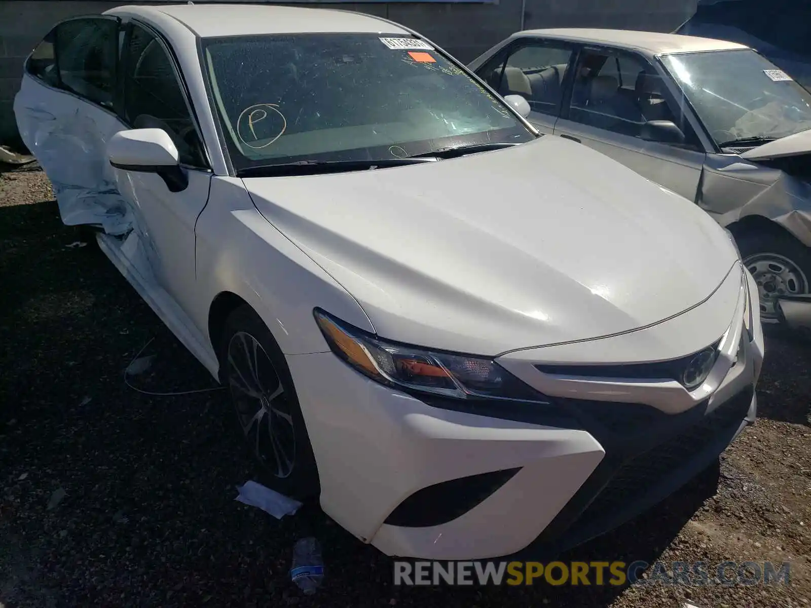 1 Photograph of a damaged car 4T1B11HK3KU841996 TOYOTA CAMRY 2019