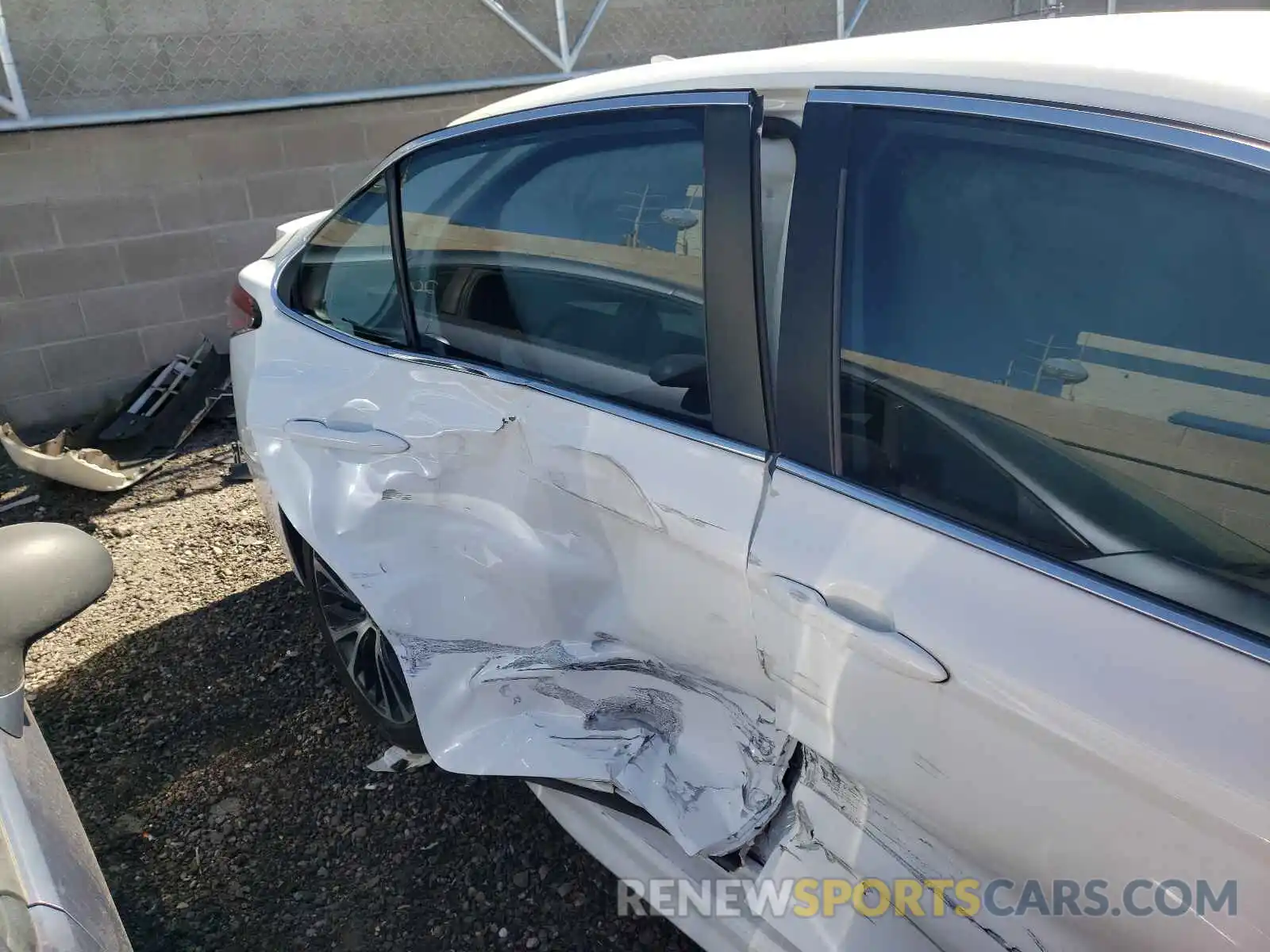 9 Photograph of a damaged car 4T1B11HK3KU841996 TOYOTA CAMRY 2019