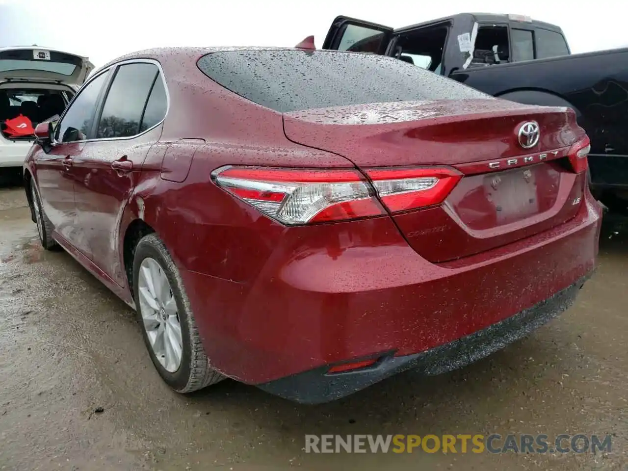 3 Photograph of a damaged car 4T1B11HK3KU843604 TOYOTA CAMRY 2019