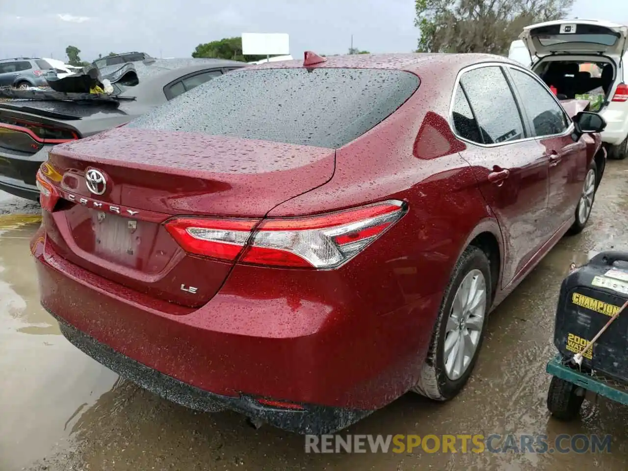 4 Photograph of a damaged car 4T1B11HK3KU843604 TOYOTA CAMRY 2019