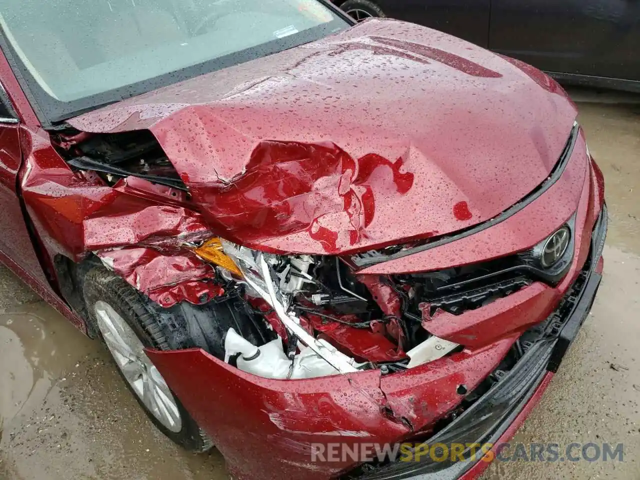 9 Photograph of a damaged car 4T1B11HK3KU843604 TOYOTA CAMRY 2019