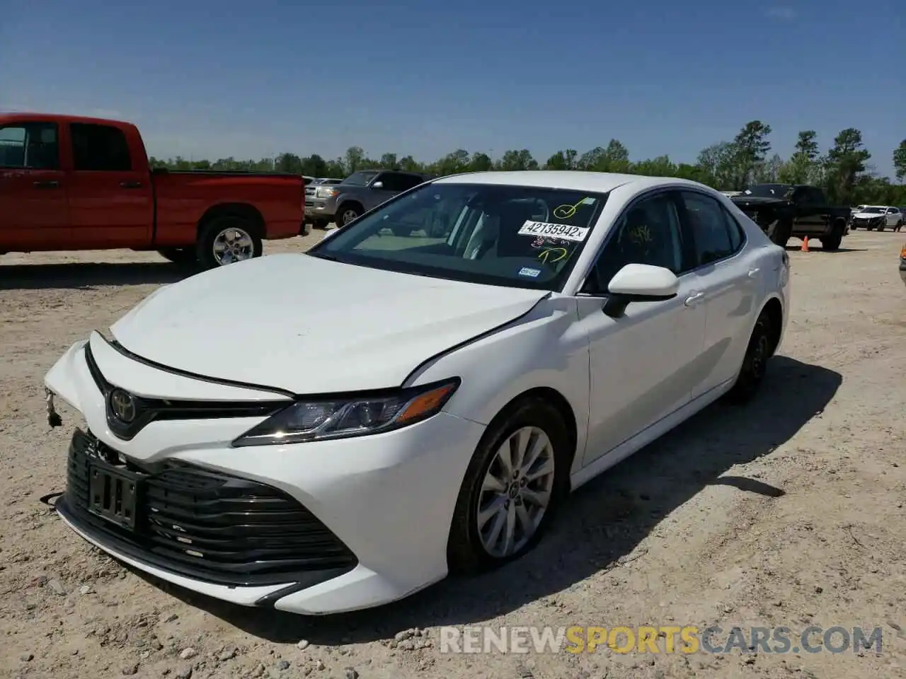 2 Photograph of a damaged car 4T1B11HK3KU844882 TOYOTA CAMRY 2019