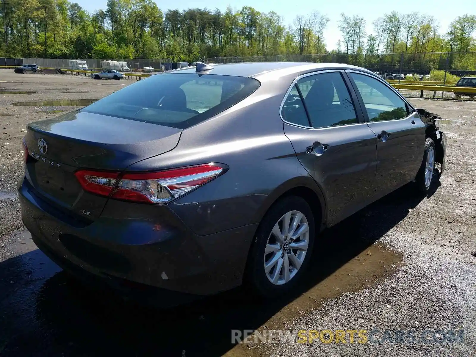 4 Photograph of a damaged car 4T1B11HK3KU845255 TOYOTA CAMRY 2019