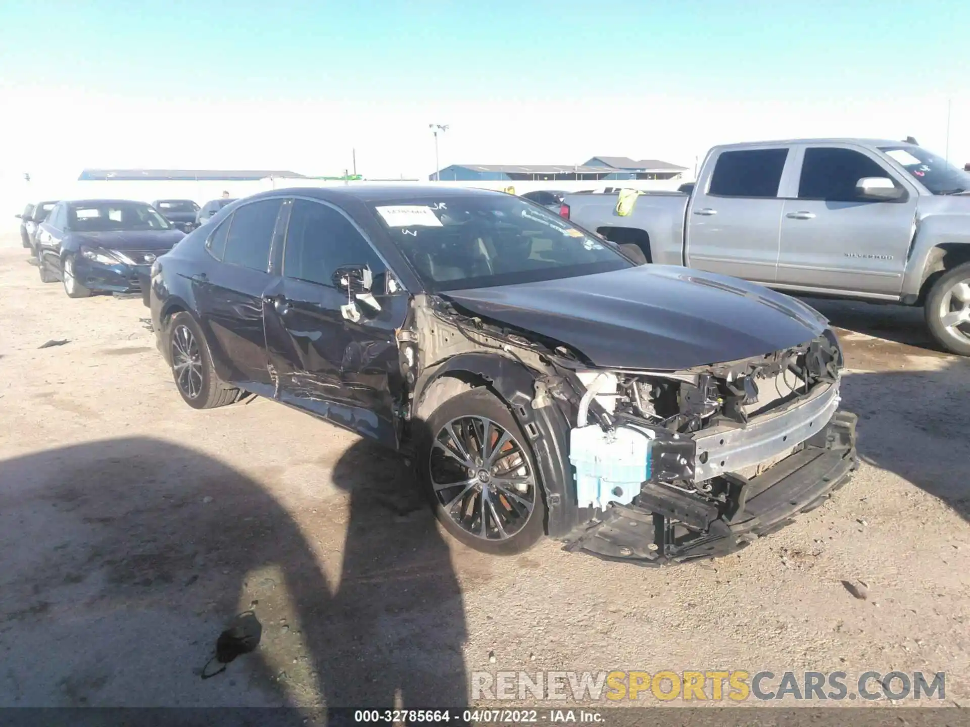 1 Photograph of a damaged car 4T1B11HK3KU846857 TOYOTA CAMRY 2019