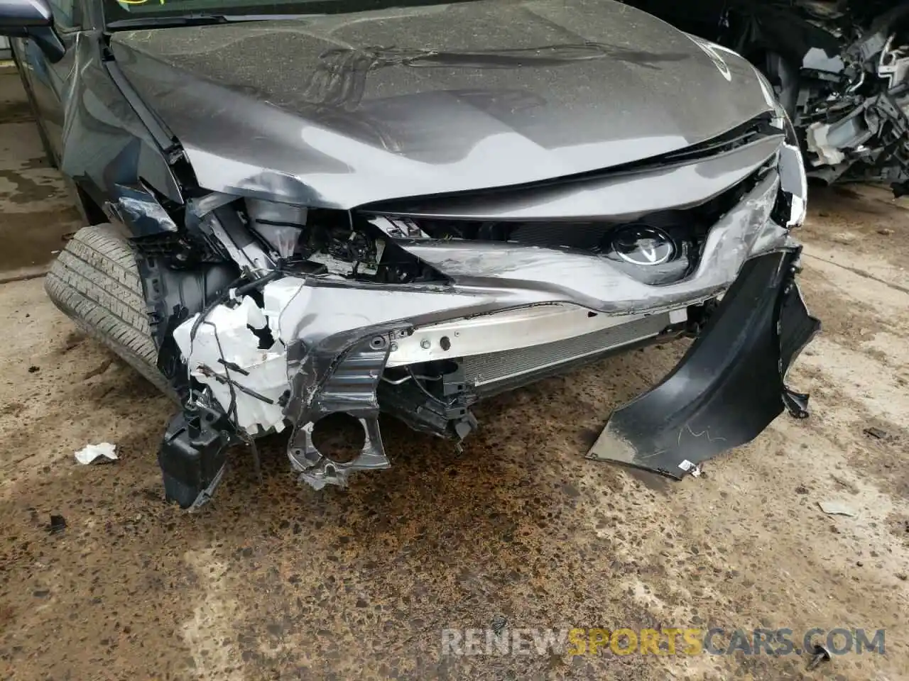 9 Photograph of a damaged car 4T1B11HK3KU847667 TOYOTA CAMRY 2019