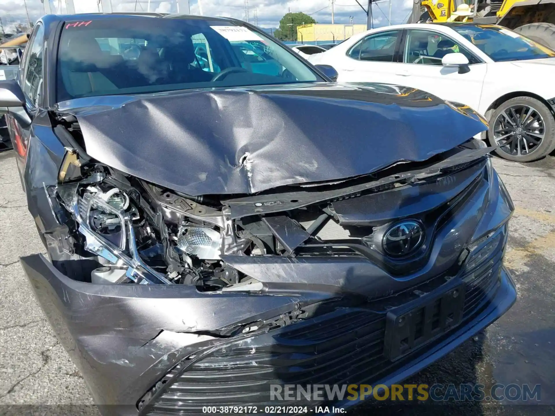 6 Photograph of a damaged car 4T1B11HK3KU848172 TOYOTA CAMRY 2019