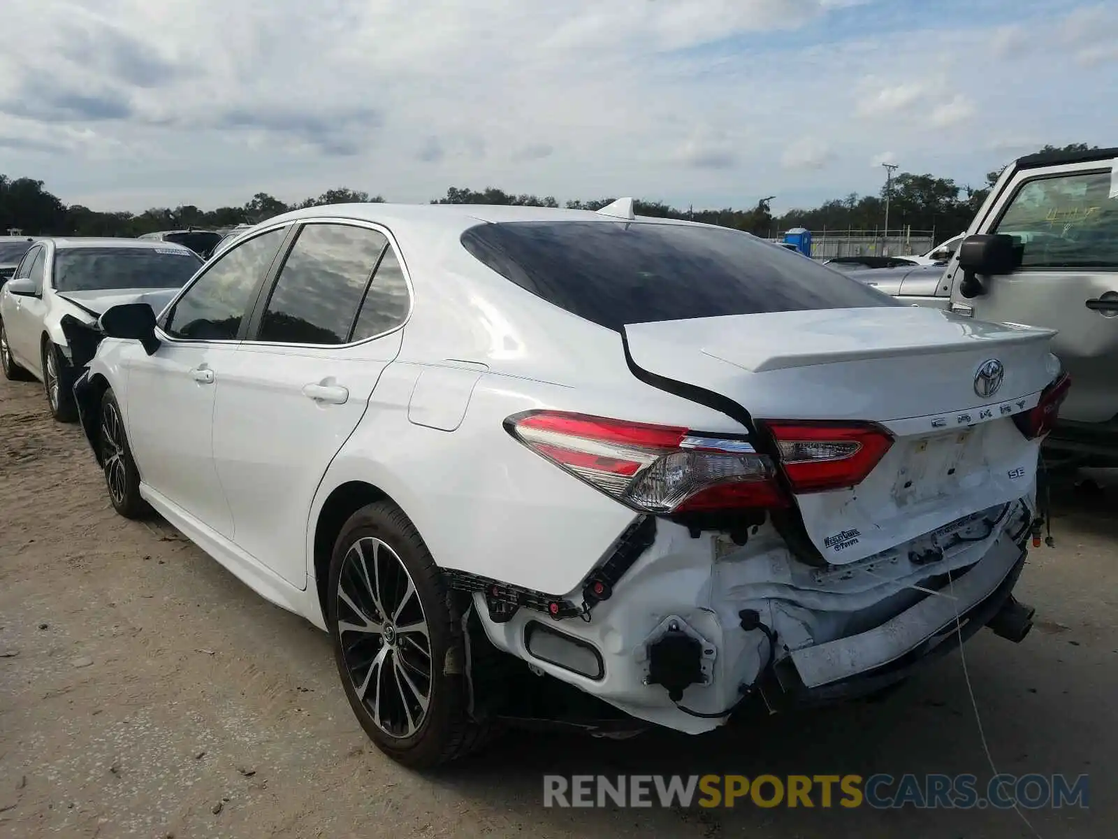 3 Photograph of a damaged car 4T1B11HK3KU849144 TOYOTA CAMRY 2019