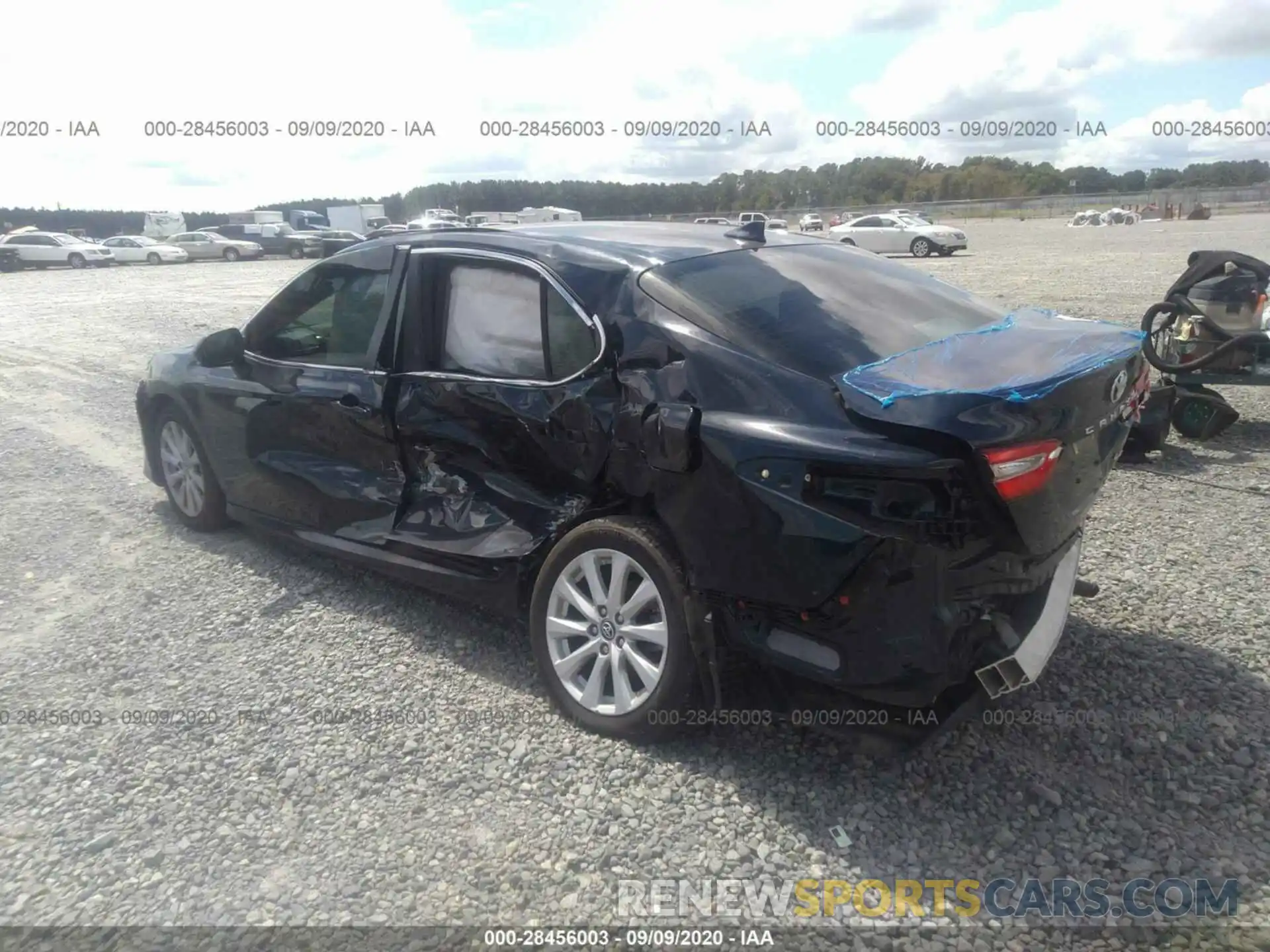 3 Photograph of a damaged car 4T1B11HK3KU850522 TOYOTA CAMRY 2019