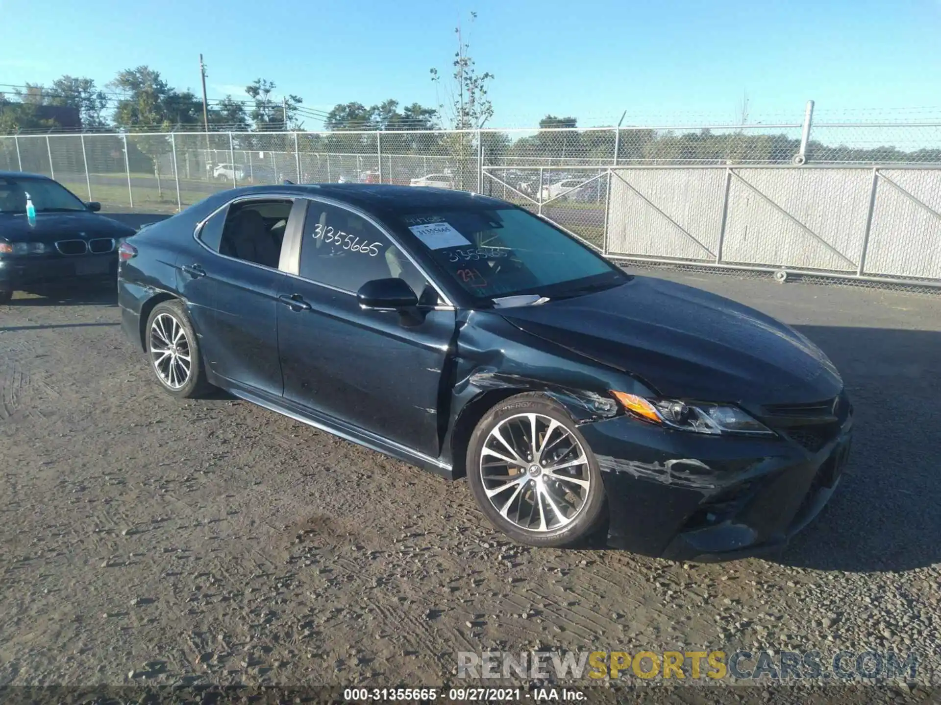 1 Photograph of a damaged car 4T1B11HK3KU852822 TOYOTA CAMRY 2019