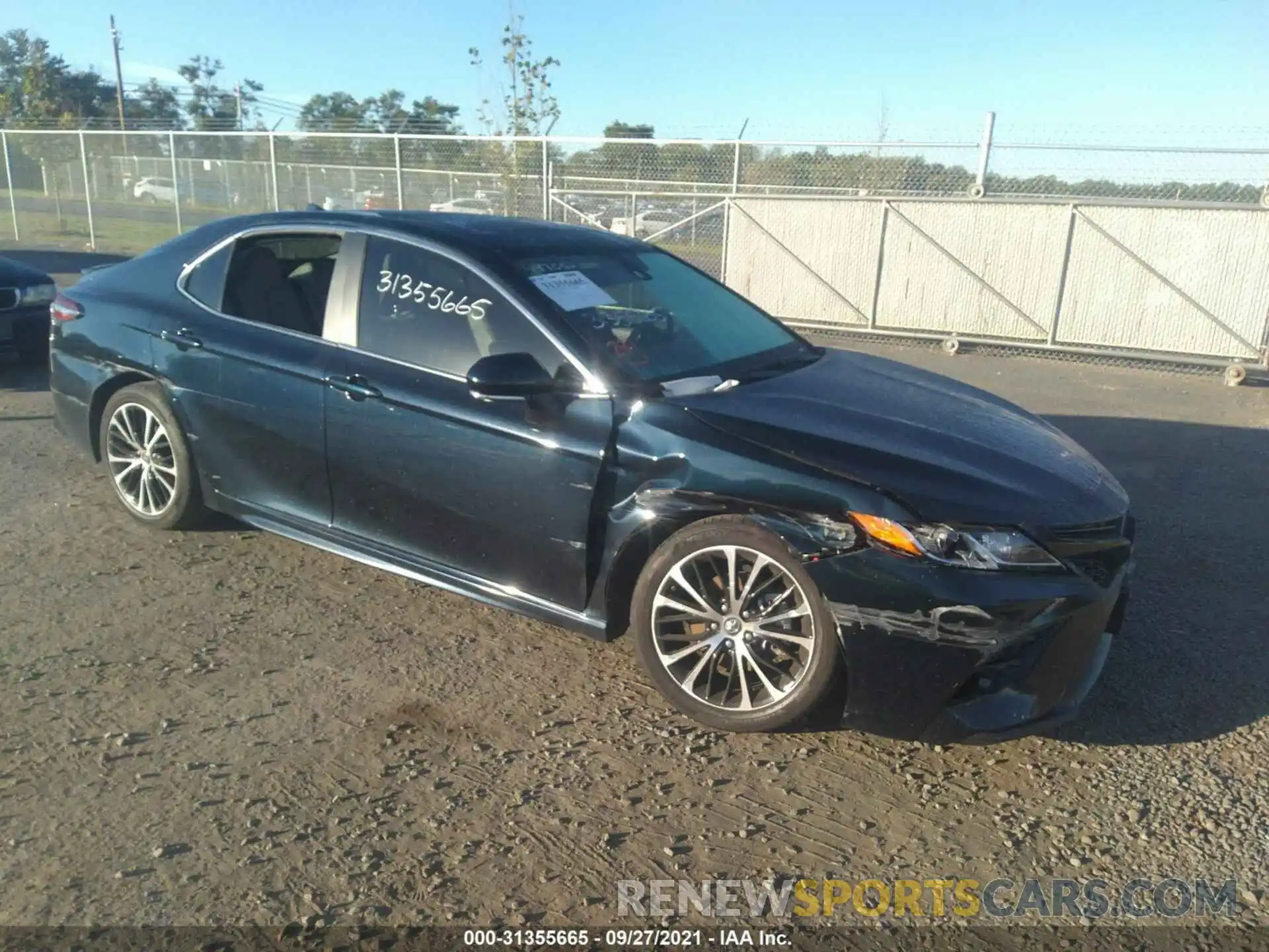 6 Photograph of a damaged car 4T1B11HK3KU852822 TOYOTA CAMRY 2019