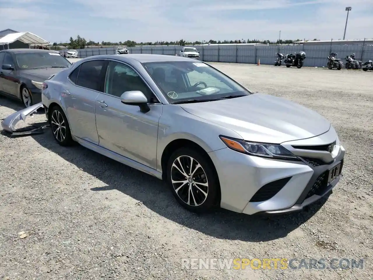 1 Photograph of a damaged car 4T1B11HK3KU853971 TOYOTA CAMRY 2019