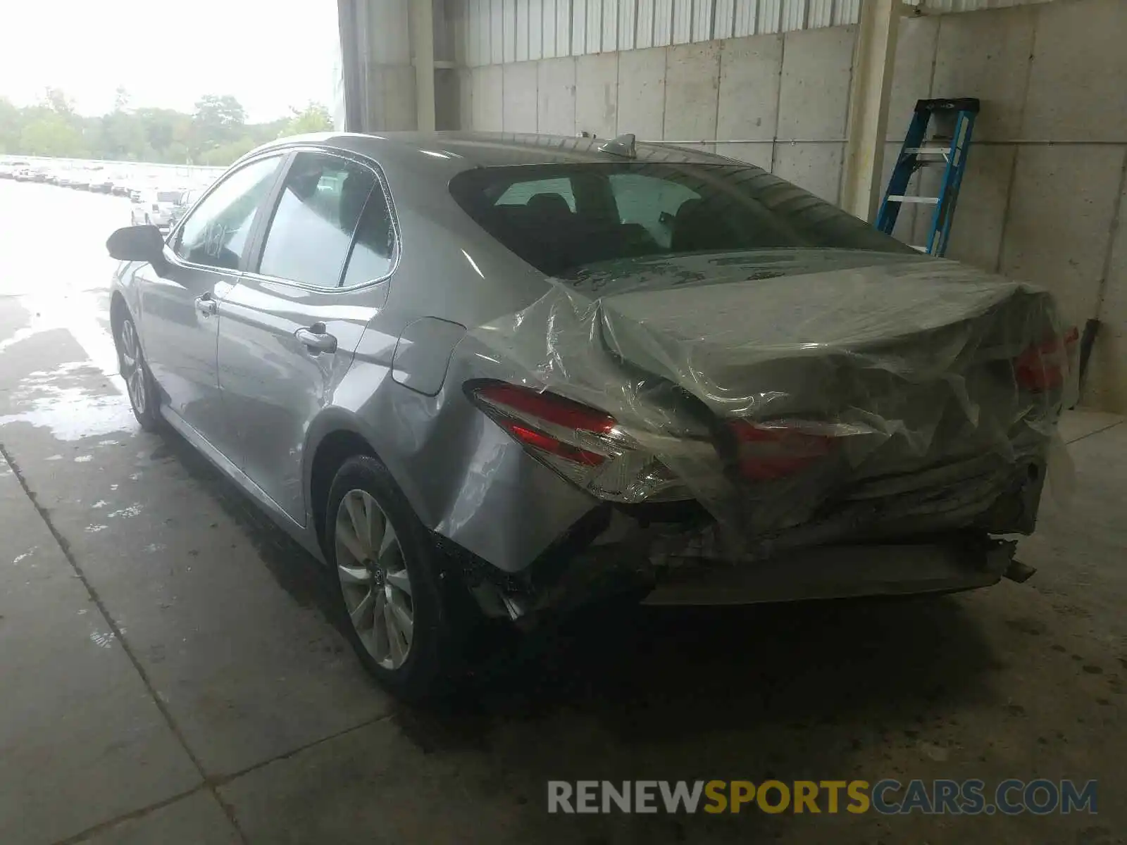 3 Photograph of a damaged car 4T1B11HK3KU855106 TOYOTA CAMRY 2019