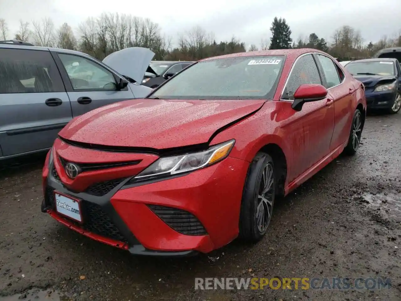 2 Photograph of a damaged car 4T1B11HK4KU161198 TOYOTA CAMRY 2019