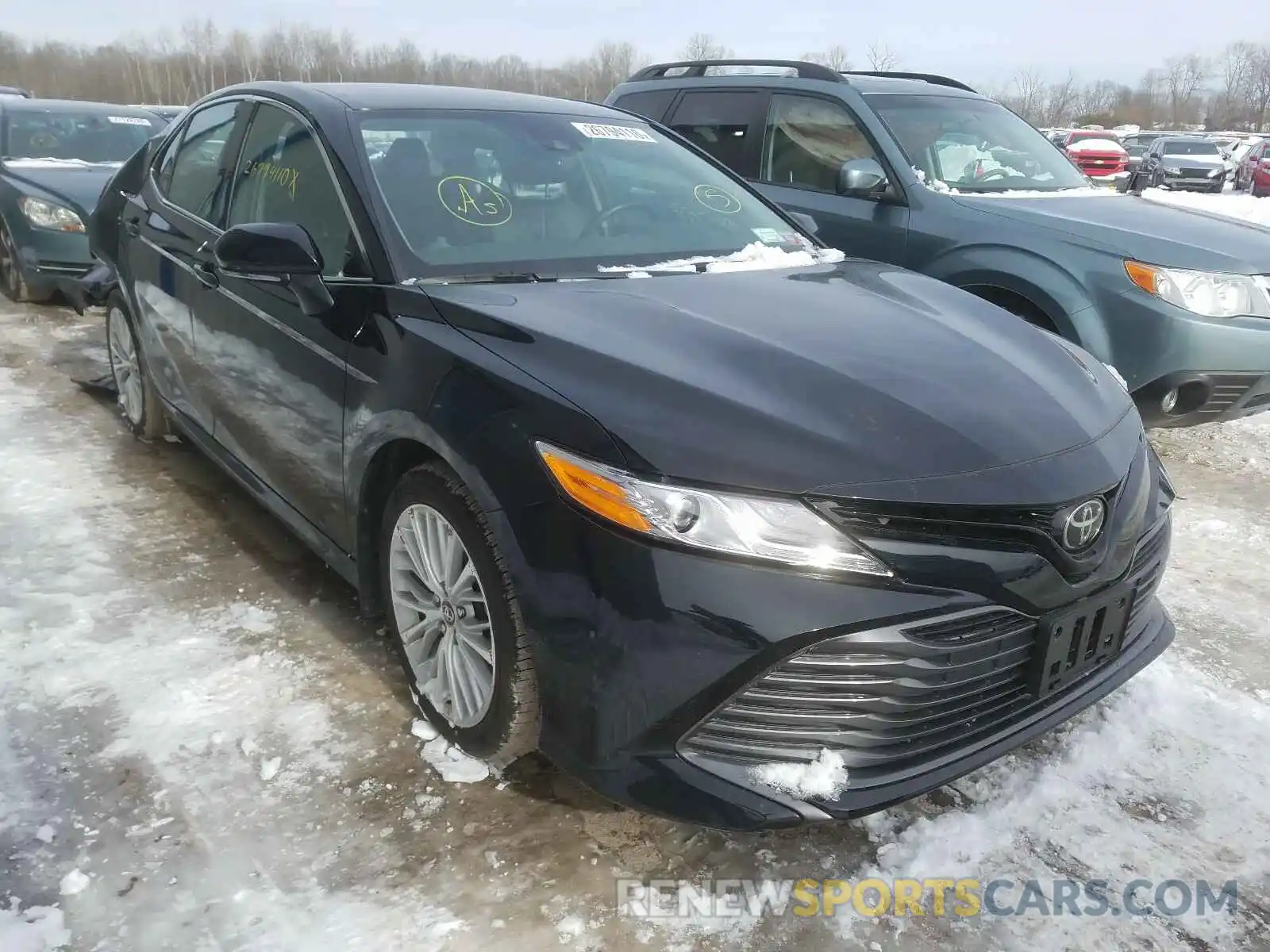 1 Photograph of a damaged car 4T1B11HK4KU165574 TOYOTA CAMRY 2019