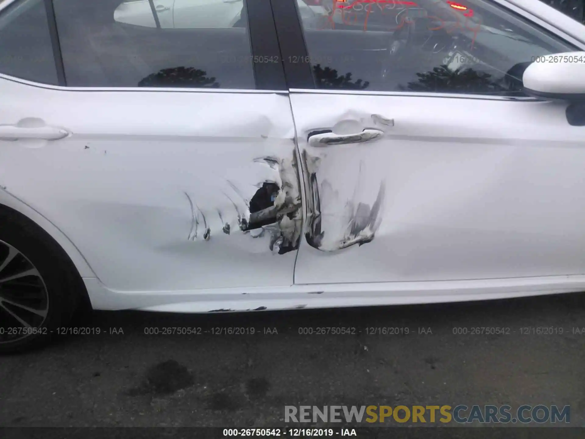 6 Photograph of a damaged car 4T1B11HK4KU167194 TOYOTA CAMRY 2019