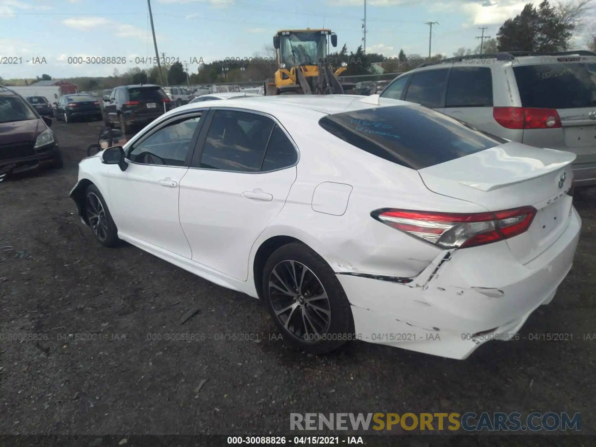 3 Photograph of a damaged car 4T1B11HK4KU170340 TOYOTA CAMRY 2019