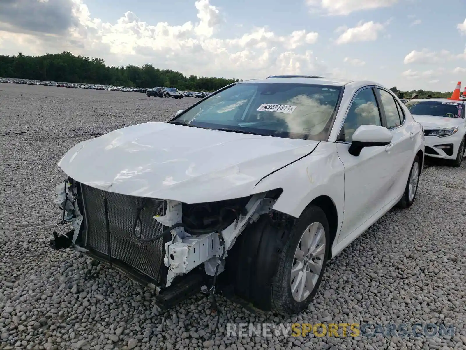 2 Photograph of a damaged car 4T1B11HK4KU172024 TOYOTA CAMRY 2019