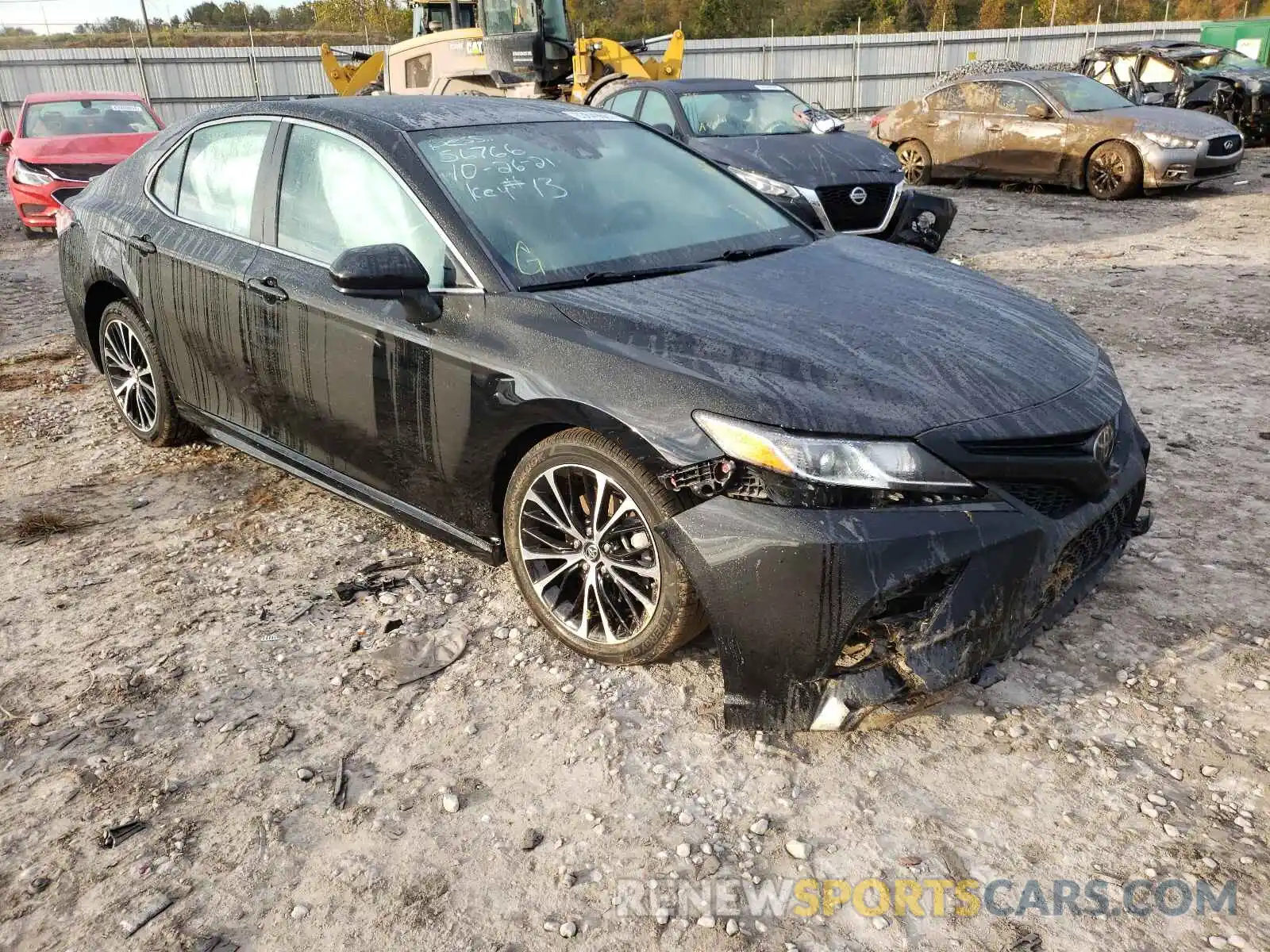 1 Photograph of a damaged car 4T1B11HK4KU172668 TOYOTA CAMRY 2019