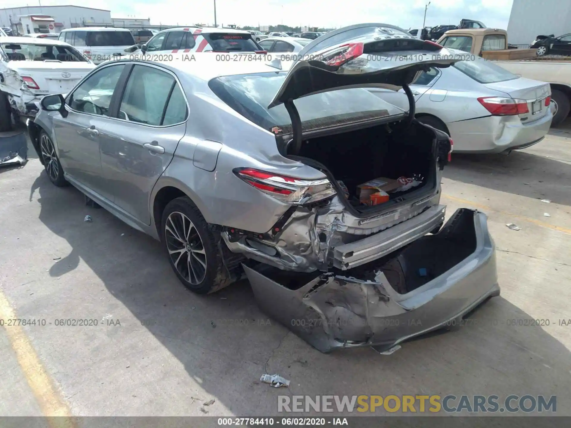 3 Photograph of a damaged car 4T1B11HK4KU173030 TOYOTA CAMRY 2019