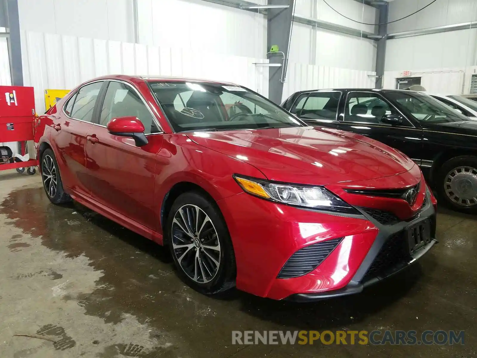 1 Photograph of a damaged car 4T1B11HK4KU174341 TOYOTA CAMRY 2019