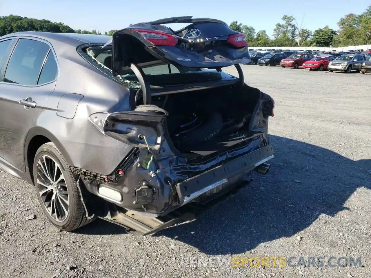 9 Photograph of a damaged car 4T1B11HK4KU174713 TOYOTA CAMRY 2019