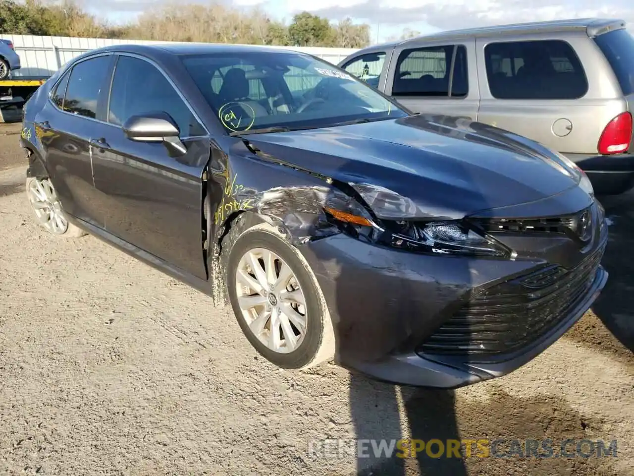 1 Photograph of a damaged car 4T1B11HK4KU174954 TOYOTA CAMRY 2019