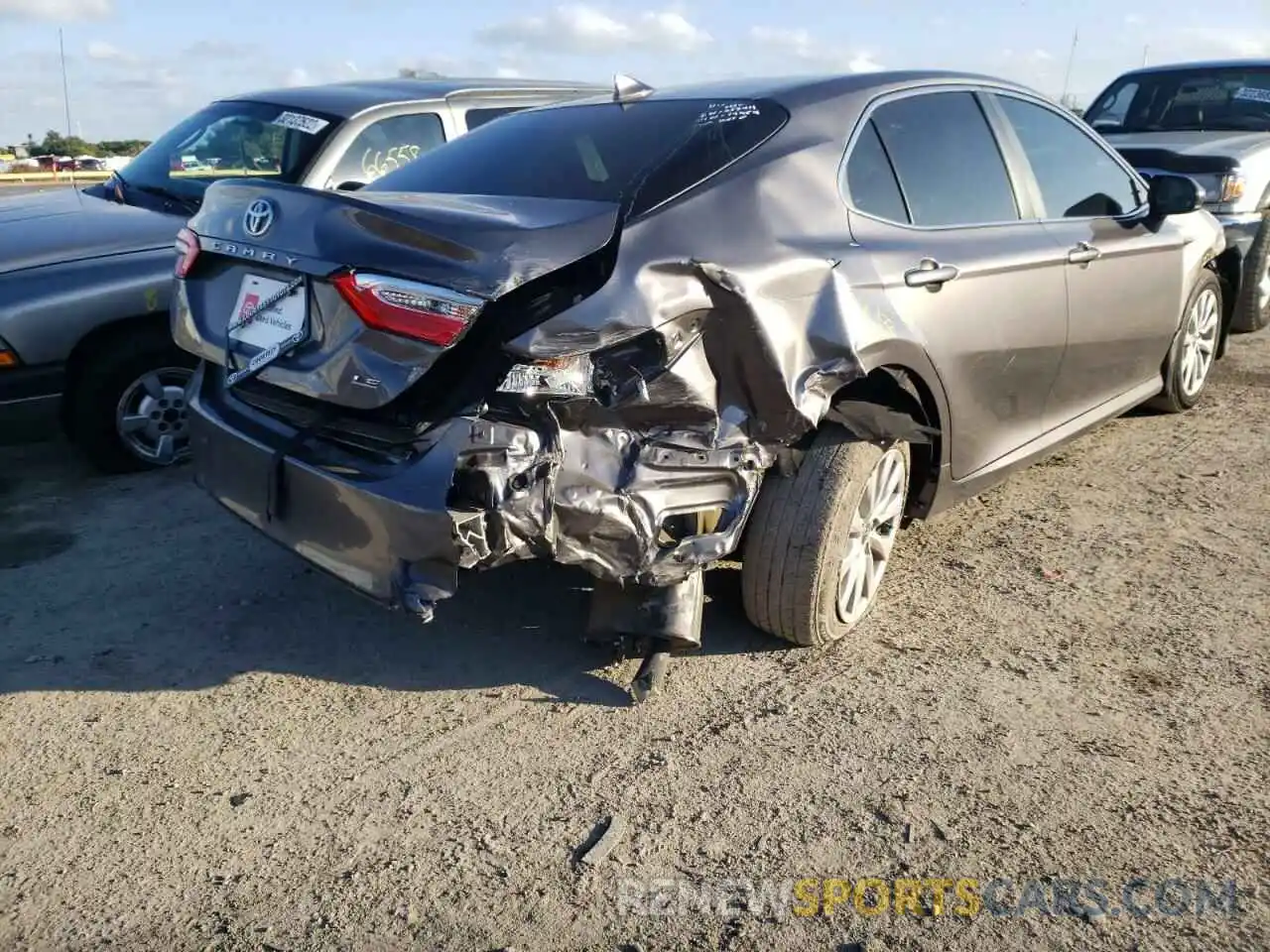 9 Photograph of a damaged car 4T1B11HK4KU174954 TOYOTA CAMRY 2019