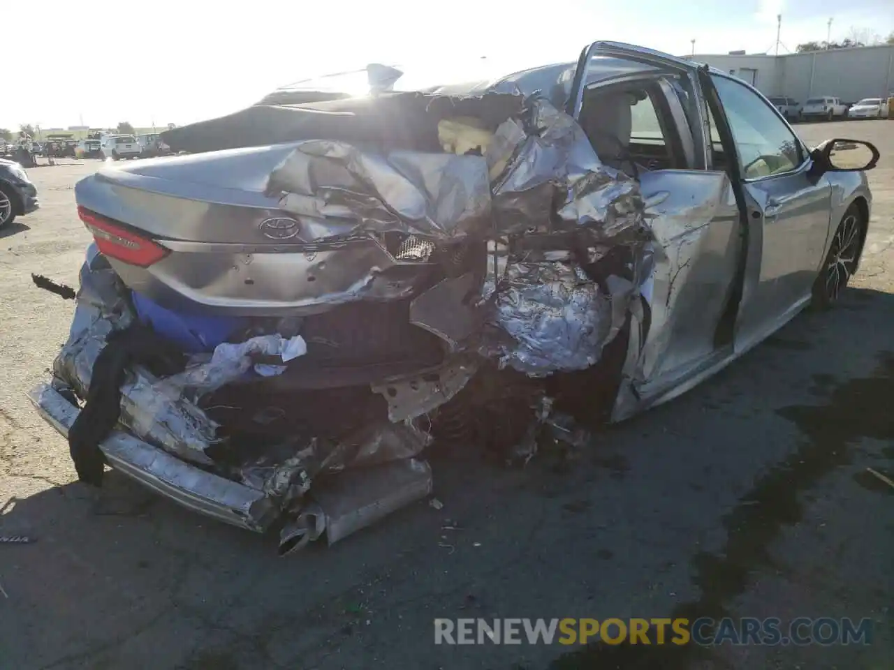 4 Photograph of a damaged car 4T1B11HK4KU176039 TOYOTA CAMRY 2019