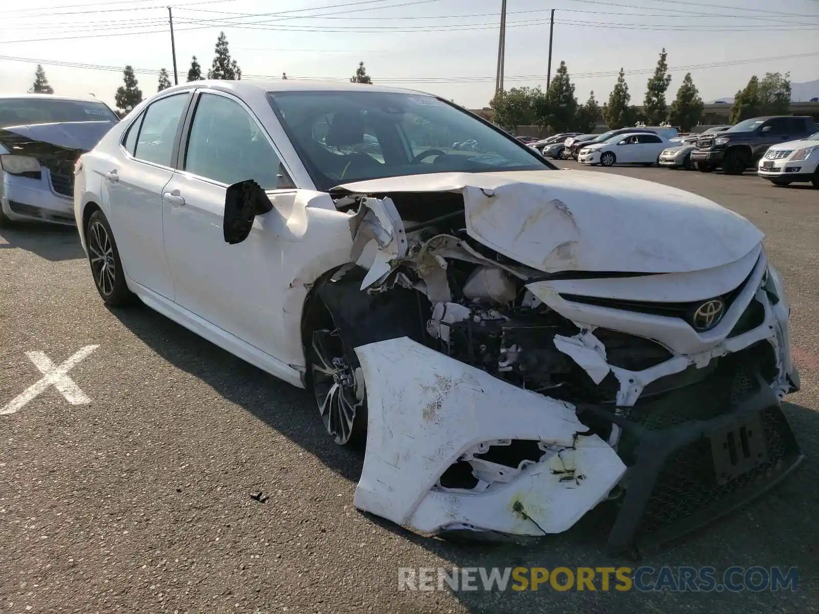 1 Photograph of a damaged car 4T1B11HK4KU176820 TOYOTA CAMRY 2019