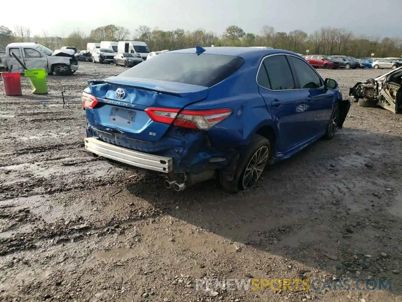 4 Photograph of a damaged car 4T1B11HK4KU178499 TOYOTA CAMRY 2019