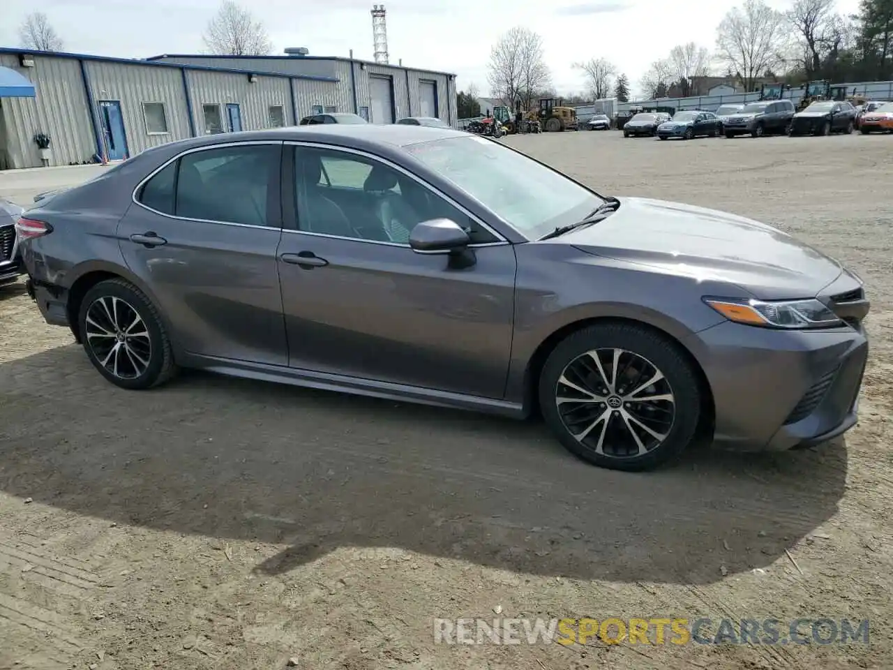 4 Photograph of a damaged car 4T1B11HK4KU179071 TOYOTA CAMRY 2019