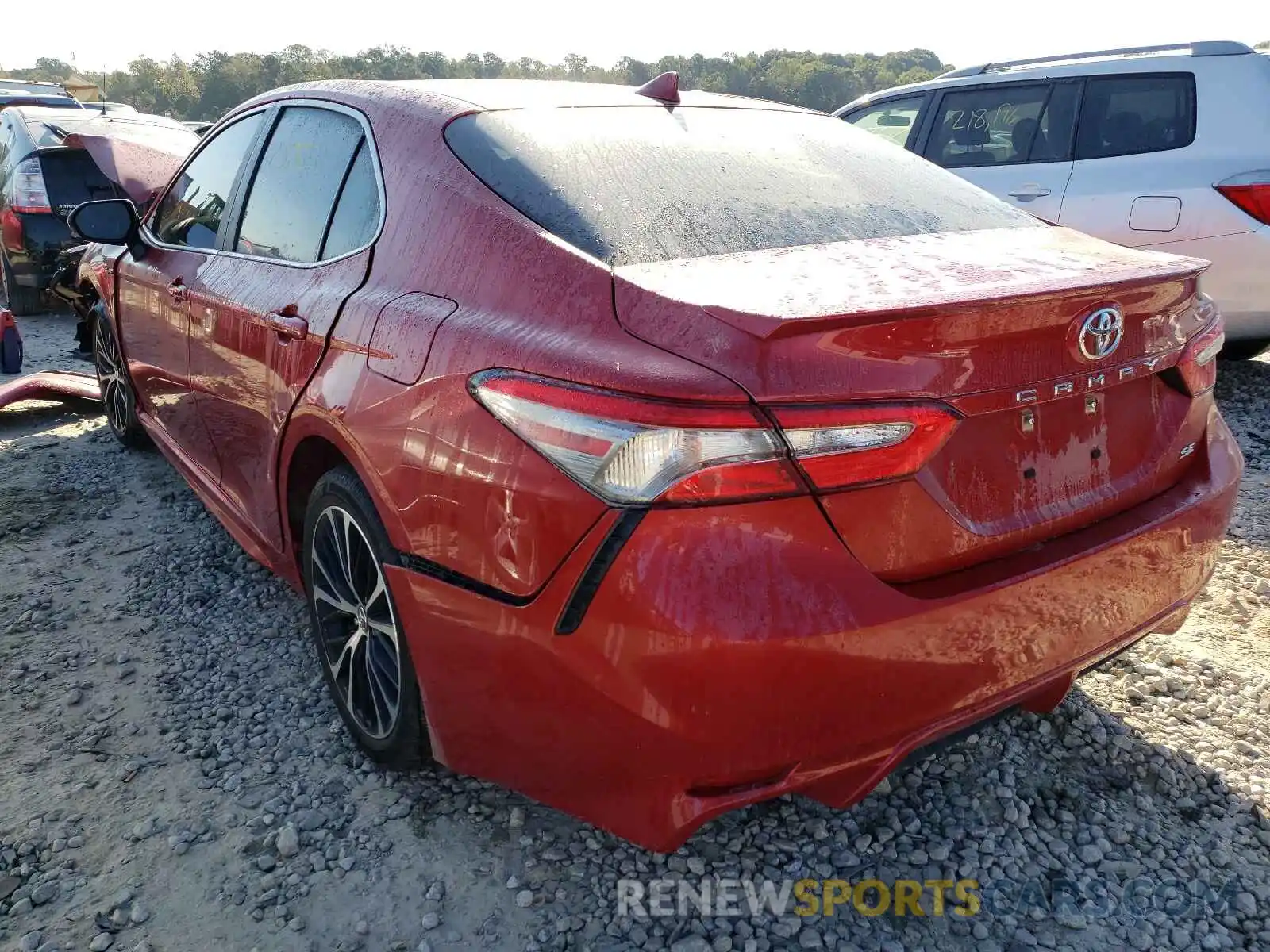 3 Photograph of a damaged car 4T1B11HK4KU179684 TOYOTA CAMRY 2019