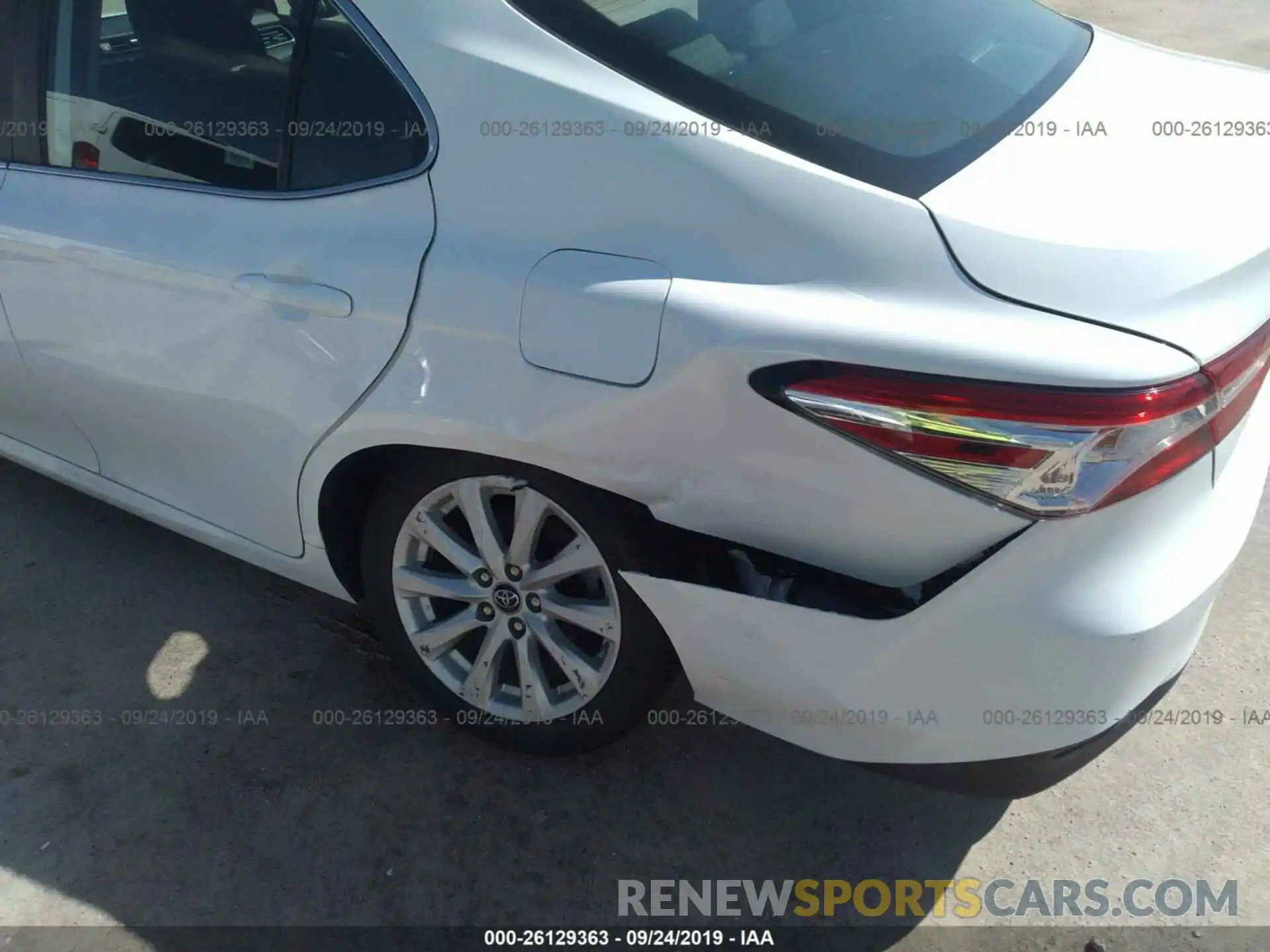 6 Photograph of a damaged car 4T1B11HK4KU184643 TOYOTA CAMRY 2019