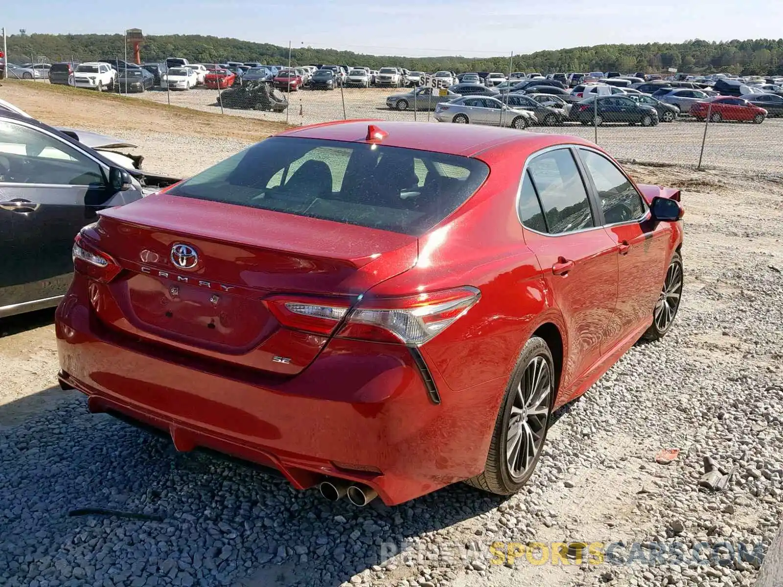 4 Photograph of a damaged car 4T1B11HK4KU189907 TOYOTA CAMRY 2019