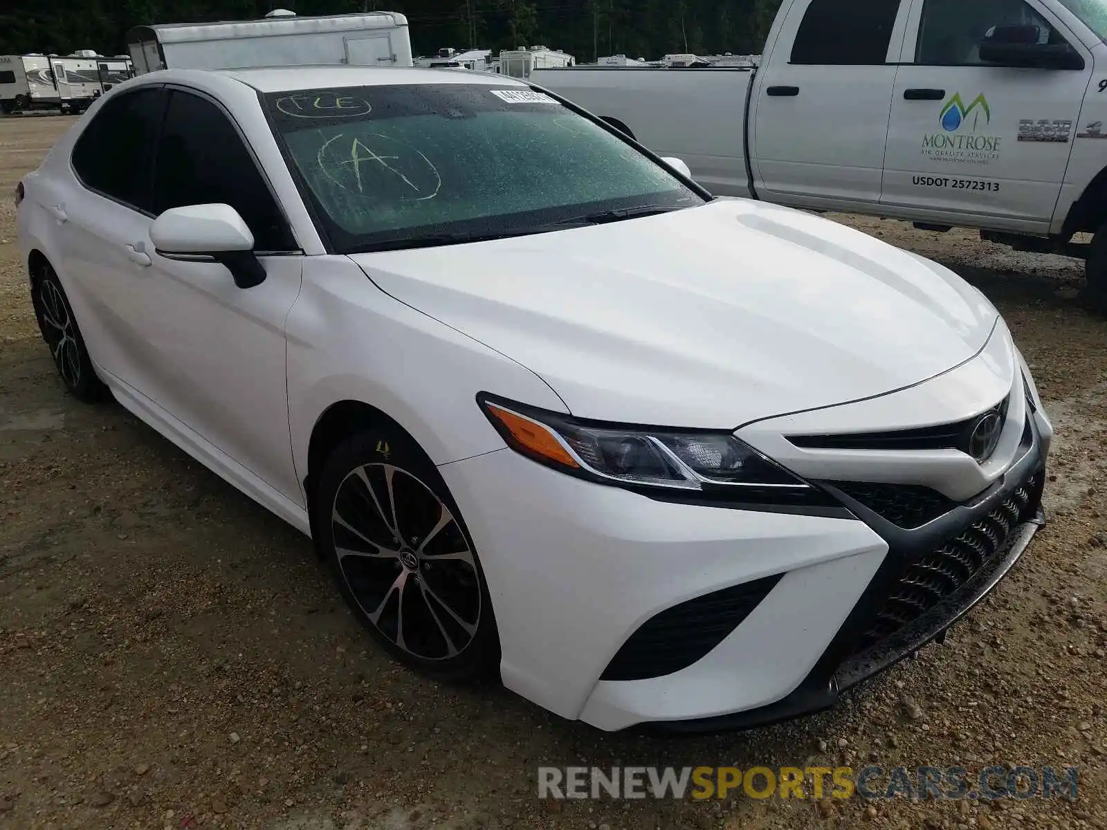 1 Photograph of a damaged car 4T1B11HK4KU191706 TOYOTA CAMRY 2019