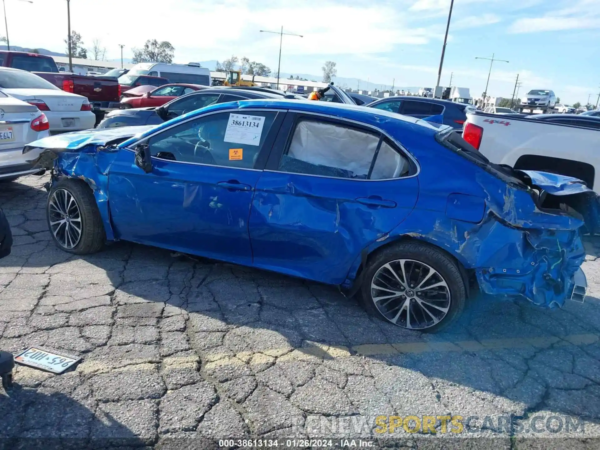 14 Photograph of a damaged car 4T1B11HK4KU192936 TOYOTA CAMRY 2019