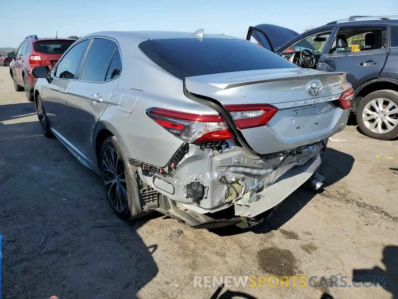 3 Photograph of a damaged car 4T1B11HK4KU193522 TOYOTA CAMRY 2019