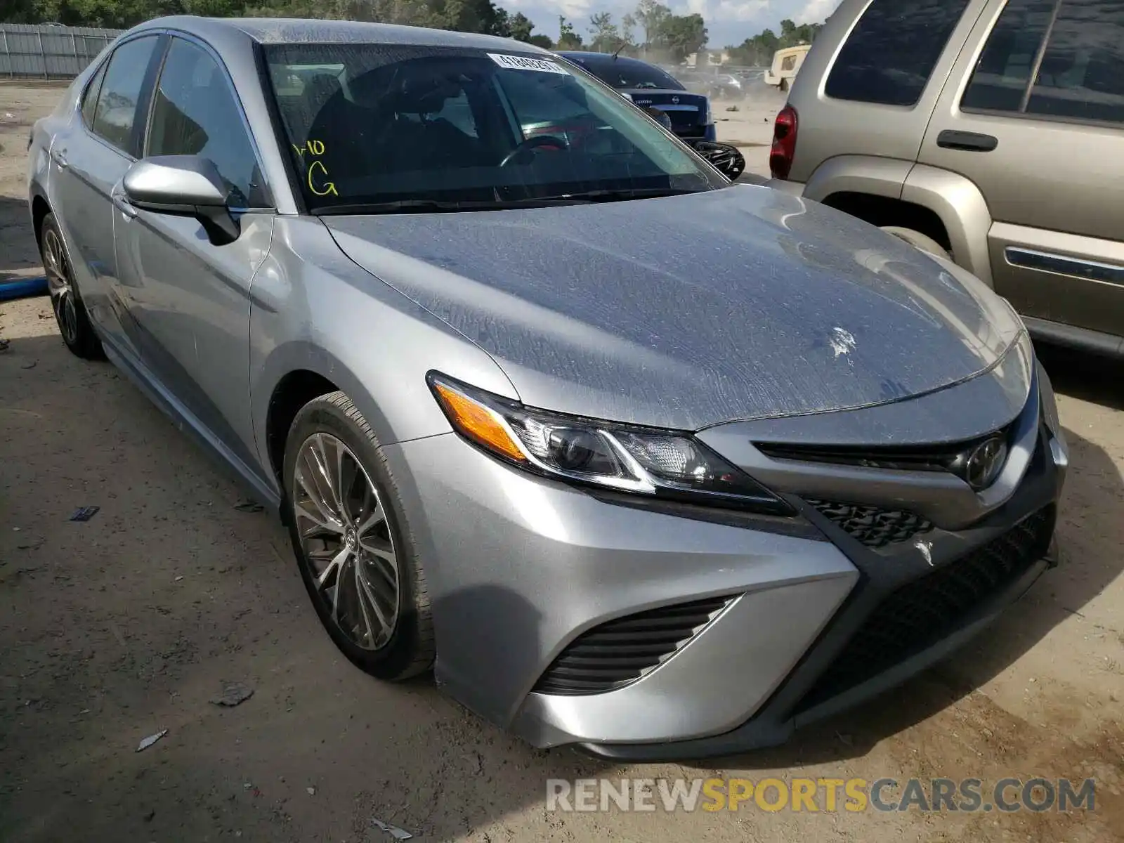 1 Photograph of a damaged car 4T1B11HK4KU194136 TOYOTA CAMRY 2019